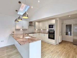 Photo 7- click for photo gallery